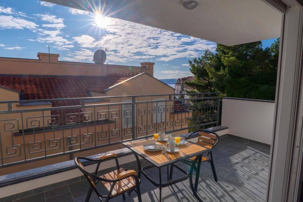 Villa Cologne Baška Voda Zewnętrze zdjęcie