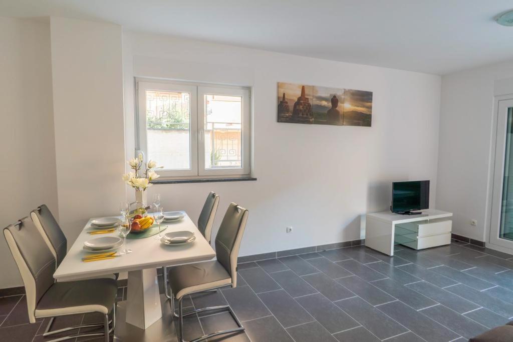 Villa Cologne Baška Voda Zewnętrze zdjęcie